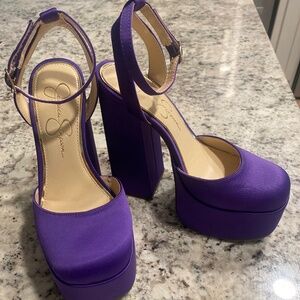 BRAND NEW NEVER WORN JESSICA SIMPSON PLATFORM HEELS